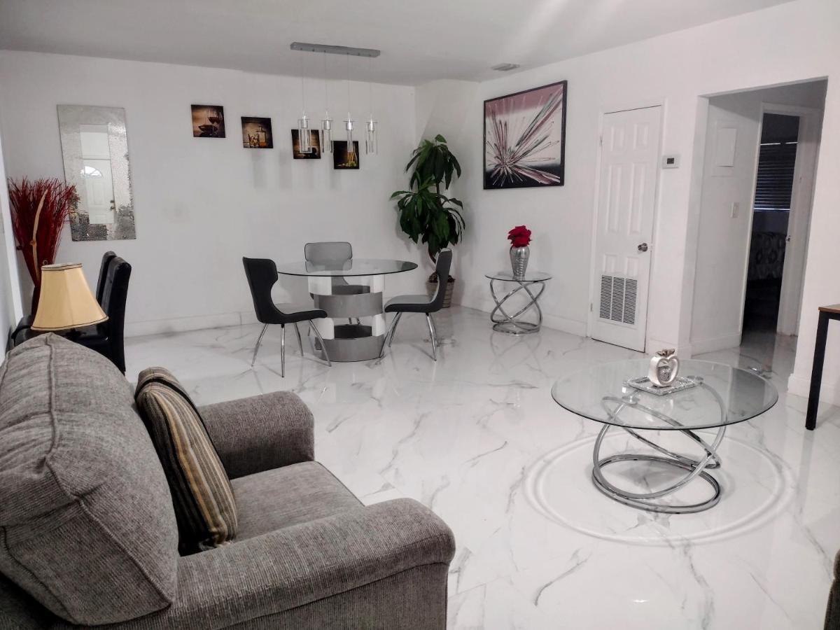 Cheerful 3-Bedroom Home /Ac+ Free Parking North Miami Beach Exterior foto