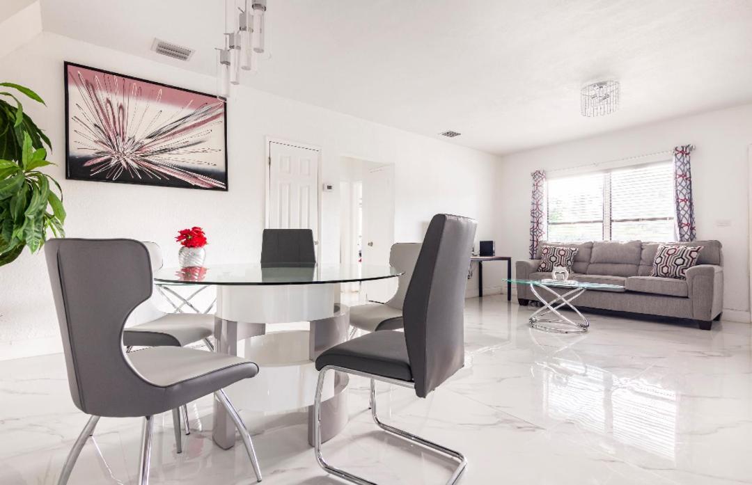 Cheerful 3-Bedroom Home /Ac+ Free Parking North Miami Beach Exterior foto