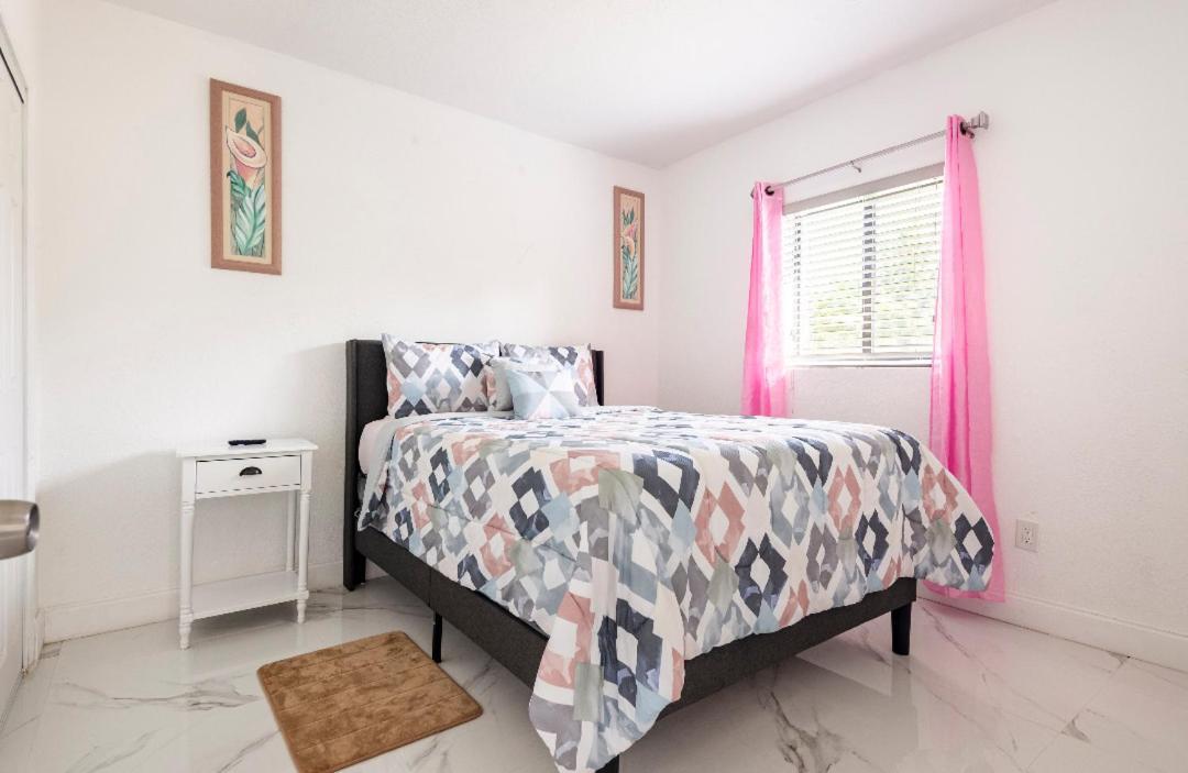 Cheerful 3-Bedroom Home /Ac+ Free Parking North Miami Beach Exterior foto
