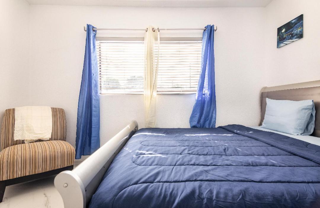 Cheerful 3-Bedroom Home /Ac+ Free Parking North Miami Beach Exterior foto