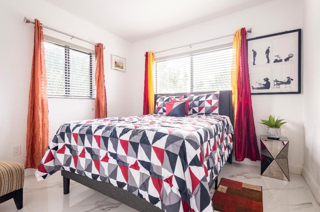 Cheerful 3-Bedroom Home /Ac+ Free Parking North Miami Beach Exterior foto